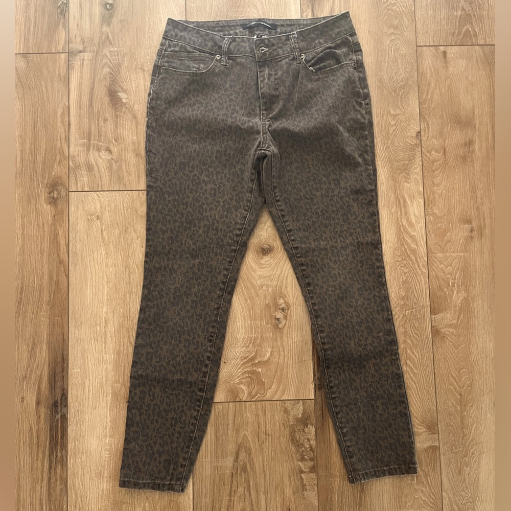 Leopard print denim skinny jeans